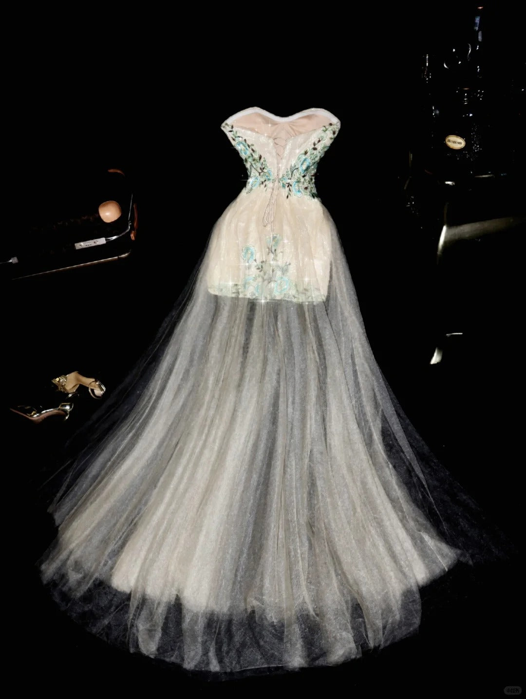Robe de soirée longue en tulle blanc et perles, magnifique modèle gh4417