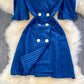Blaues zweireihiges gestreiftes Kleid 10899