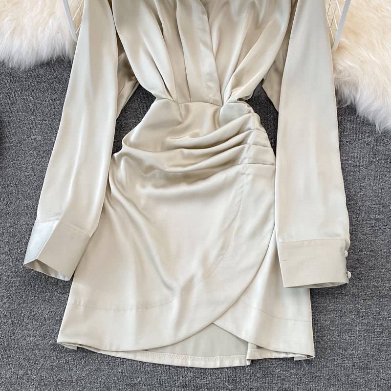 Robe chemise irrégulière à manches longues à la mode 10828