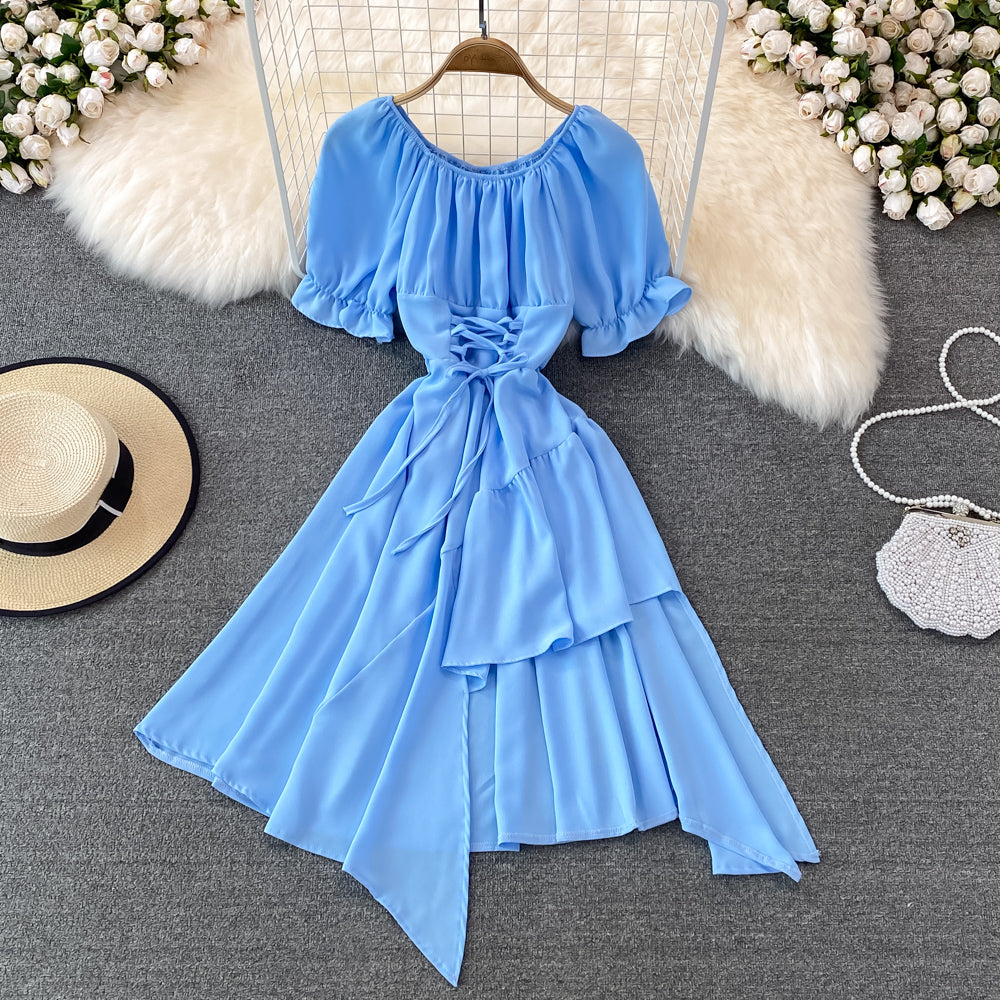 Robe simple à lacets avec robe irrégulière 10738