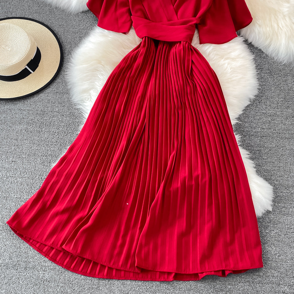 Einfaches kurzes Kleid mit V-Ausschnitt A-Linie Modekleid 10728
