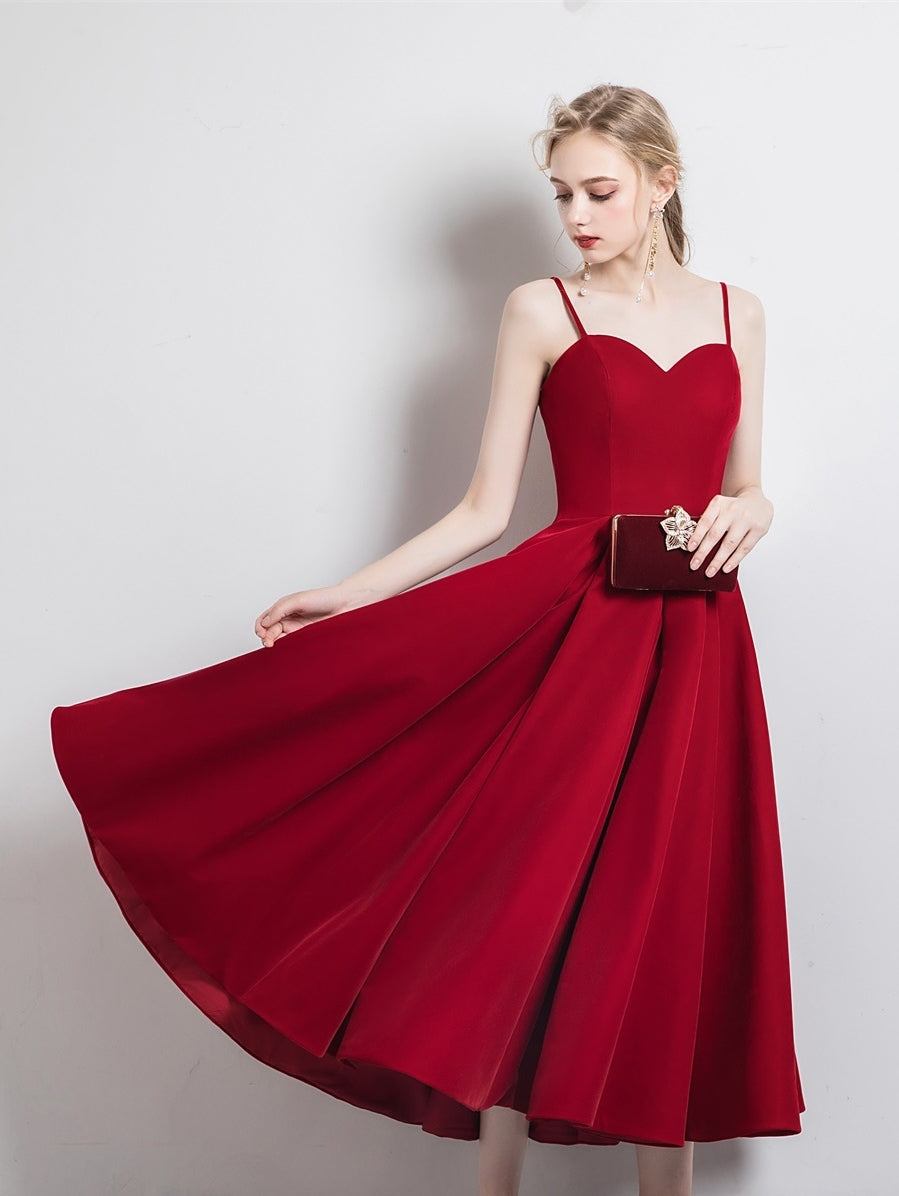 Robe de soirée courte en satin simple bordeaux 8346