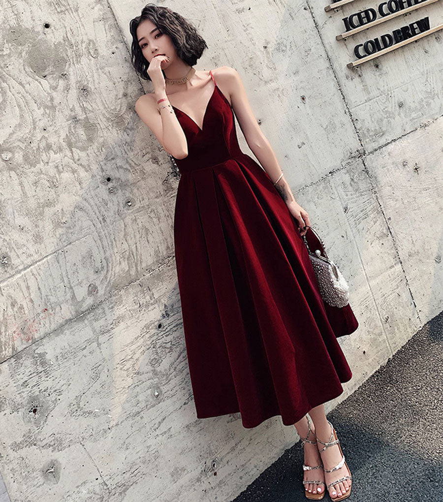 Robe de bal courte en velours bordeaux à col en V 8345