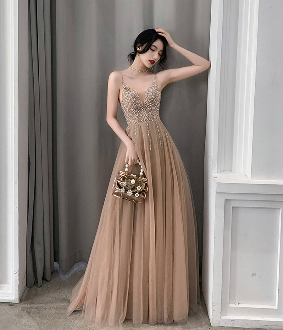 Robe de soirée longue en tulle à col en V et ligne A 8421