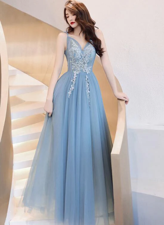 Bezauberndes blaues Tüll-Partykleid mit V-Ausschnitt und Trägern, langes Abschlussballkleid gh373