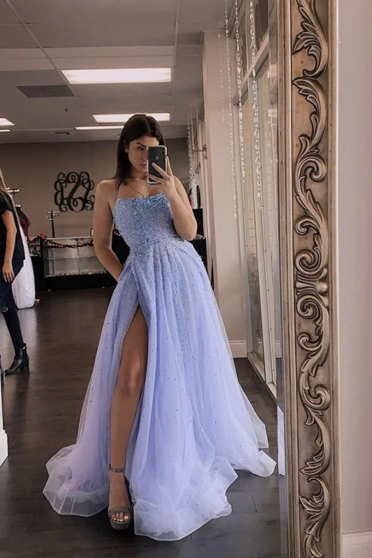 Robe de bal longue en tulle bleu avec perles et bretelles spaghetti gh872