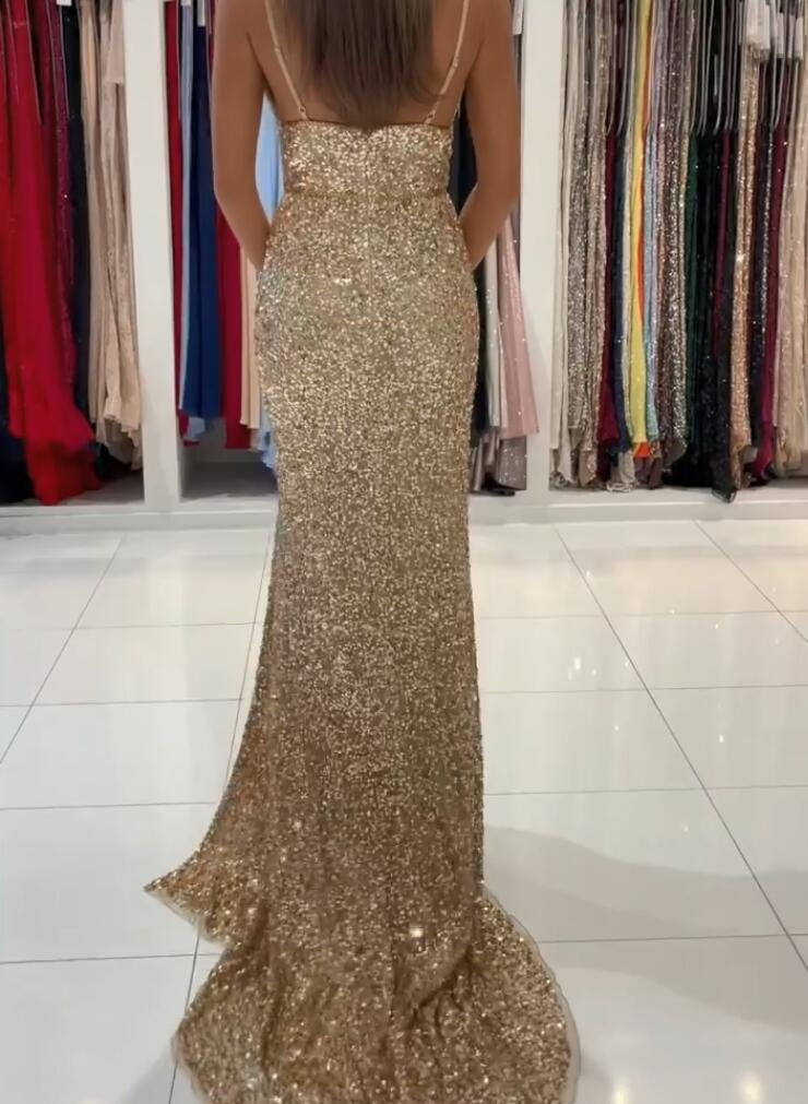 Meerjungfrau-Abschlussballkleid mit goldenen Pailletten und Schlitz gh684