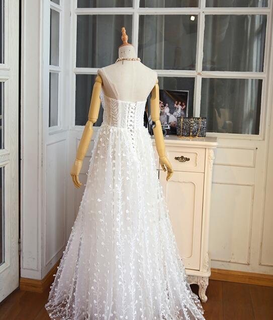 Robe de soirée longue élégante à bretelles blanches et à fleurs gh378