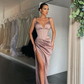 Ärmelloses Ballkleid mit V-Ausschnitt, geteilt, gh645