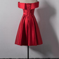 Süßes rotes schulterfreies Heimkehrkleid aus Satin, Rotes Heimkehrkleid gh449