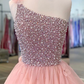 Superbes robes de bal longues roses à une épaule perlées, robes de soirée formelles roses moelleuses, robe de bal perlée gh920