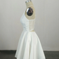 Weißes kurzes Abschlussballkleid aus Satinspitze mit V-Ausschnitt, formelle Kleider, weißes Heimkehrkleid gh813
