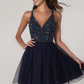 Robe courte trapèze à col en V et corsage pailleté gh823