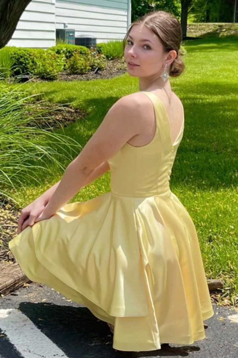 A-Line Yellow V-Neck Short Homecoming Dress  gh1363