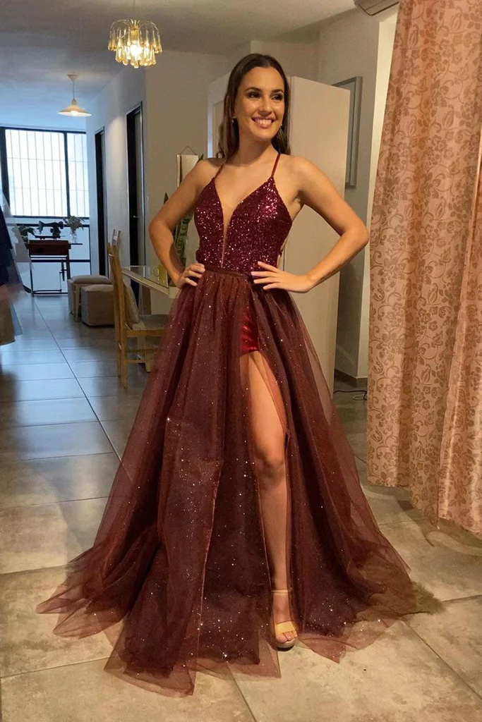 Robe de bal longue en tulle bordeaux à bretelles spaghetti et fente gh2443