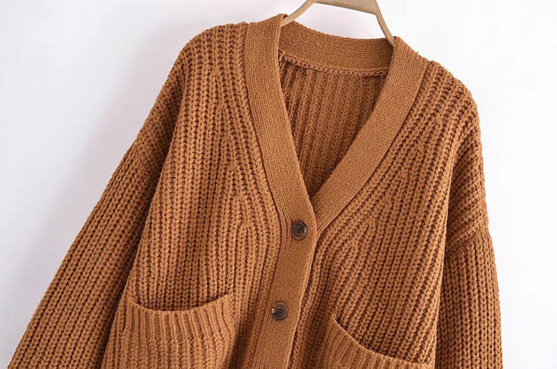 Vielseitige Pulloverjacke mit V-Ausschnitt und Taschen 7758