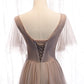 Langes Abschlussballkleid mit V-Ausschnitt und Spitze 8319