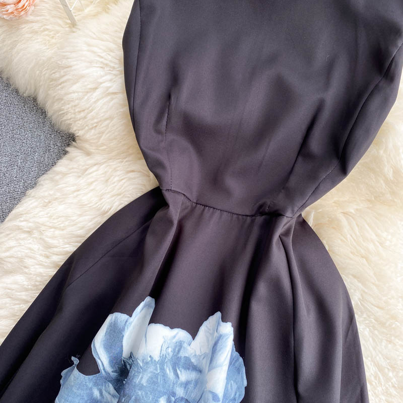 Robe trapèze noire à col rond et à la mode 571 