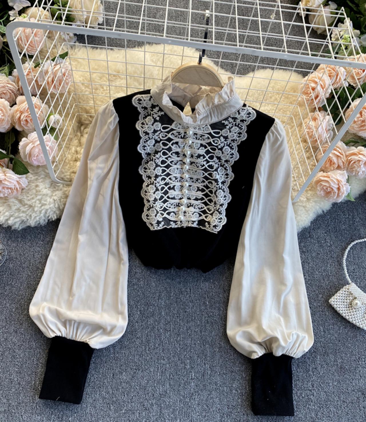 Cute lace long sleeve tops  332