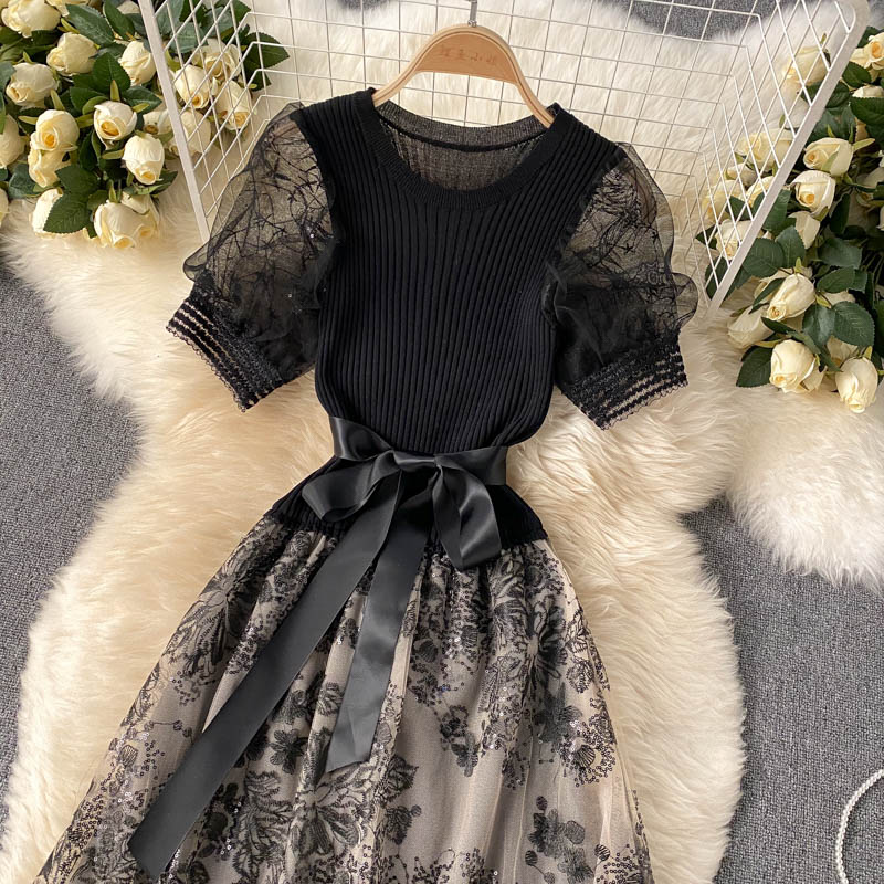 Jolie robe patchwork tricotée 398 