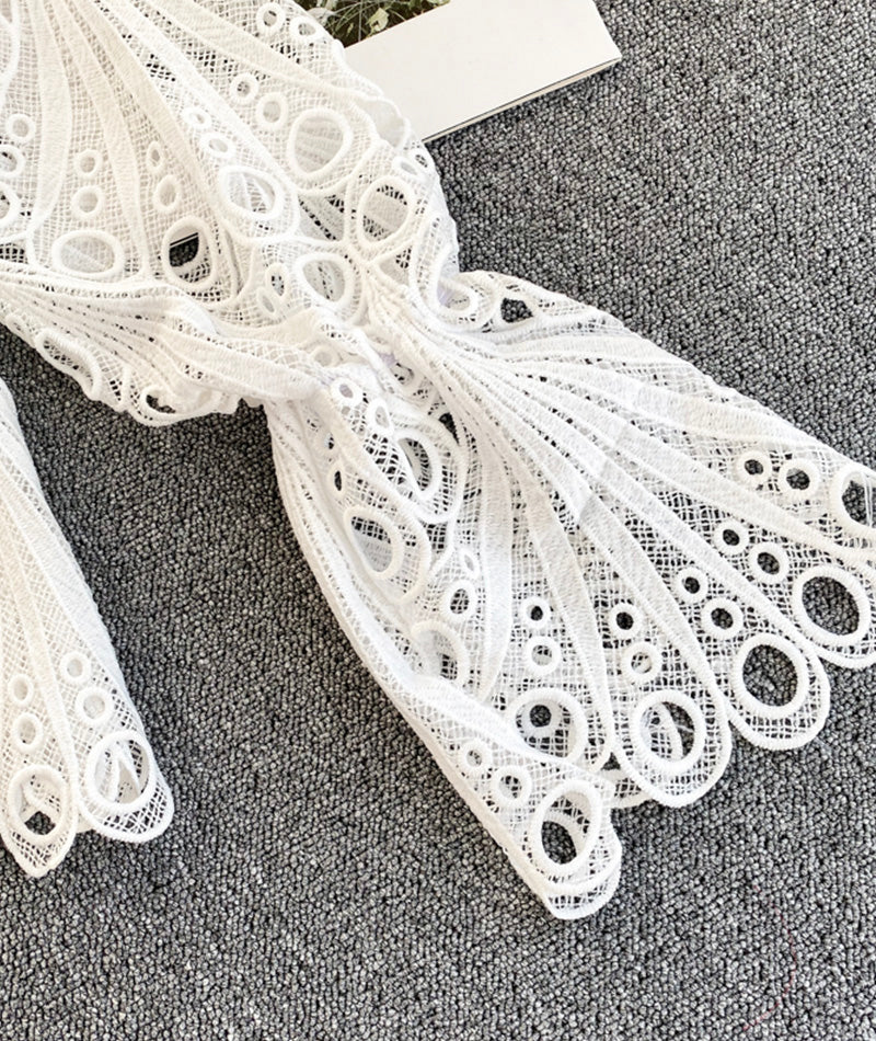 Retro hollow lace tops  374