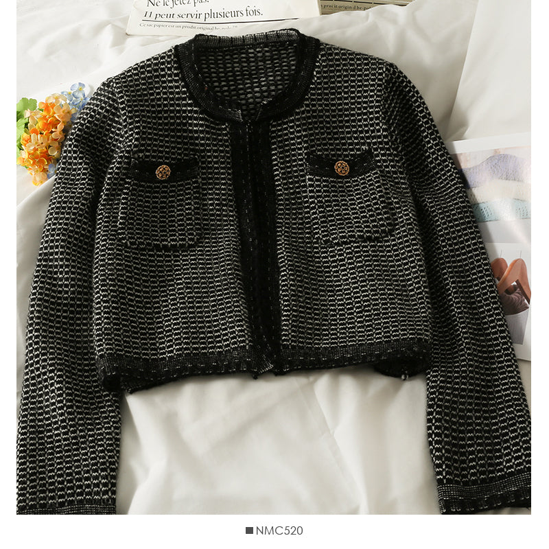 Pull col rond slim court rétro Hong Kong pour femme 2074