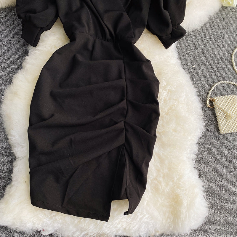 Robe plissée à col en V pour les déplacements quotidiens légers et familiers 3291