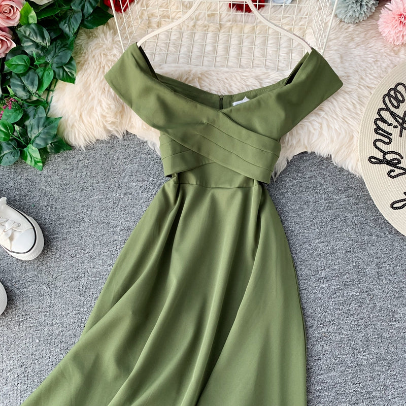 Robe dos nu à encolure carrée 2924