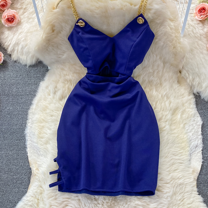 Robe sexy à bretelles ajourées à la taille et moulante avec sac à la hanche 3359