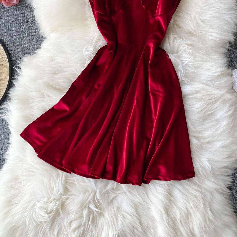 Petite robe noire vintage Hepburn 2925
