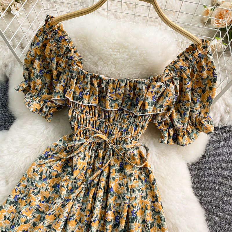 Französisches Kleid mit Blumenmuster 3189