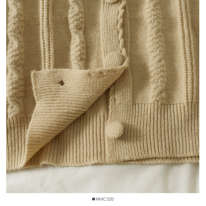 Chemise à fond en dentelle avec gilet en tricot à rayures verticales 1714
