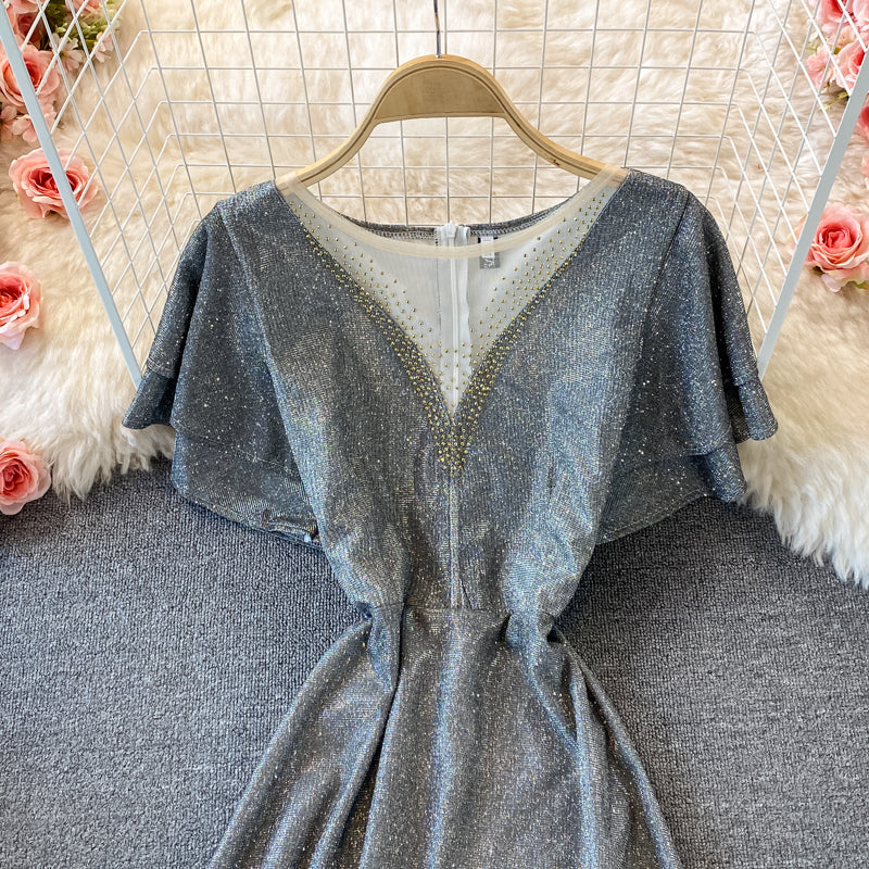 Robe col rond en soie brillante au tempérament noble et élégant 2986