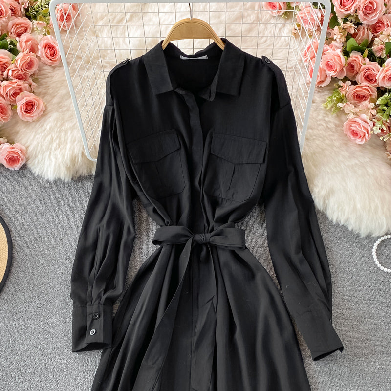 Robe mi-longue ample et ajustée à revers simple boutonnage 3245
