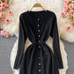 Robe pull en tricot à simple boutonnage et col rond, jupe 3075