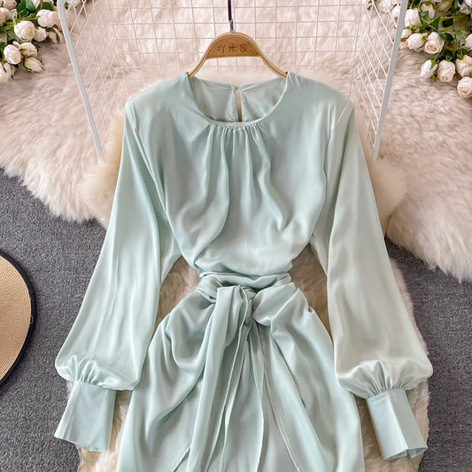 Round neck temperament, slim waist, Long Sleeve Ruffle Dress  3123