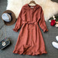 Robe à lacets à volants et taille haute à col rond 3398