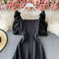 Robe moulante à taille haute à manches bouffantes et col carré rétro français 2940