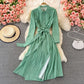 Robe à revers à carreaux français 3374