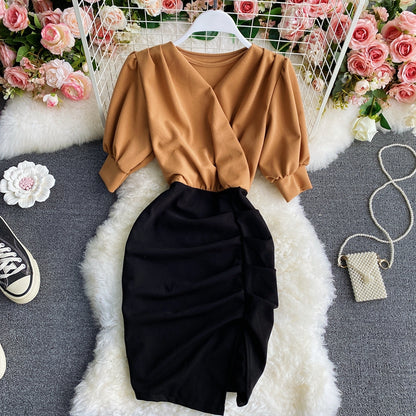 Robe plissée à col en V pour les déplacements quotidiens légers et familiers 3291