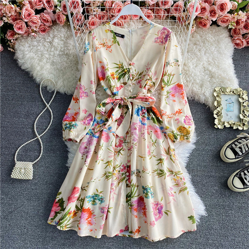 Robe imprimée à manches bouffantes et col en V 3424