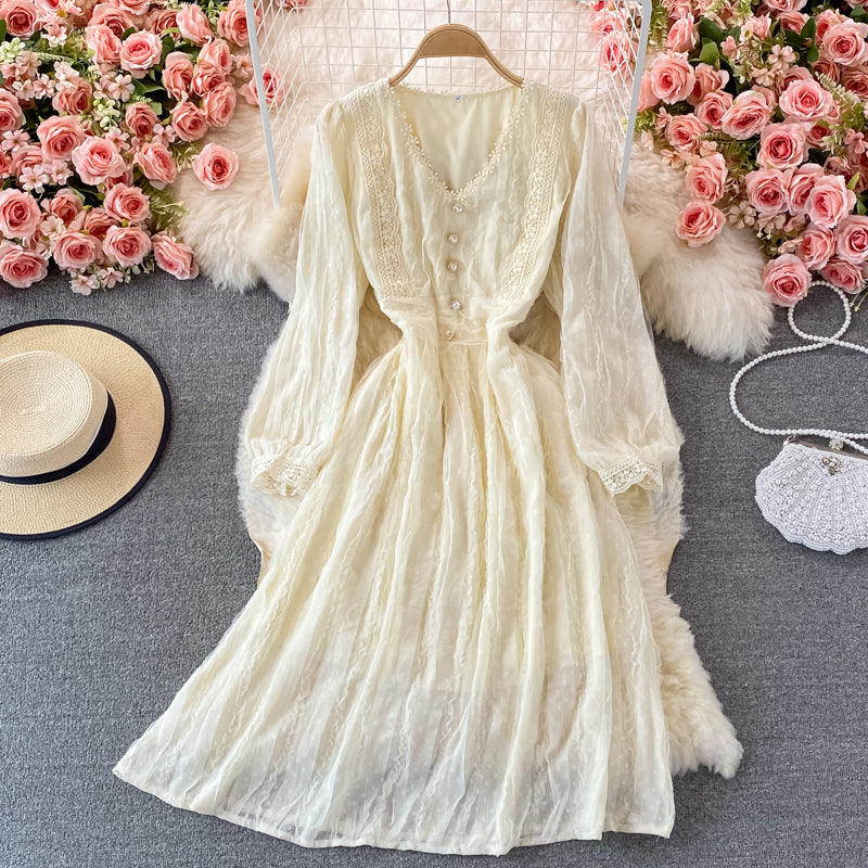 Robe en maille taille haute à col en V et dentelle 3230