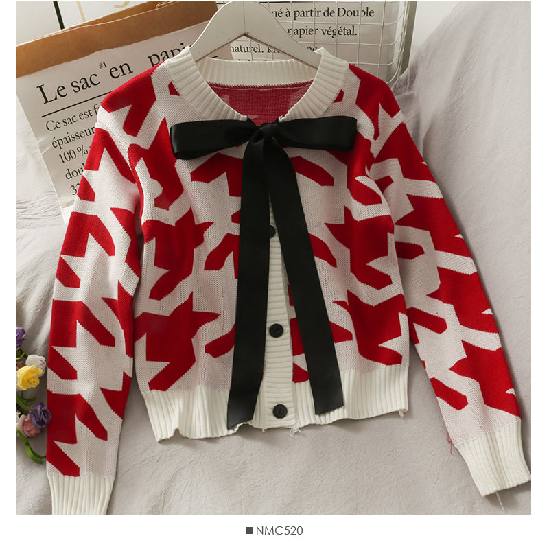Pull simple boutonnage à col rond et nœud papillon doux et polyvalent pour femme 1988