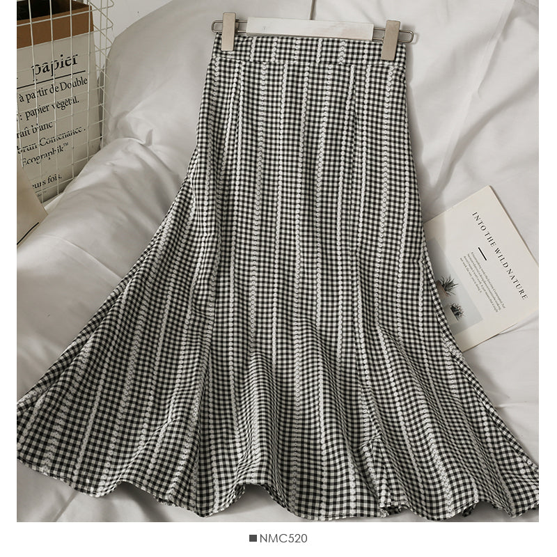 Korean Plaid print versatile medium length skirt for women  2620