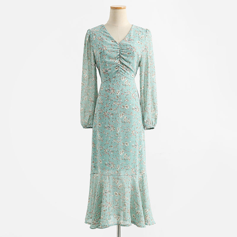 New long sleeved V-neck Floral Dress  2236