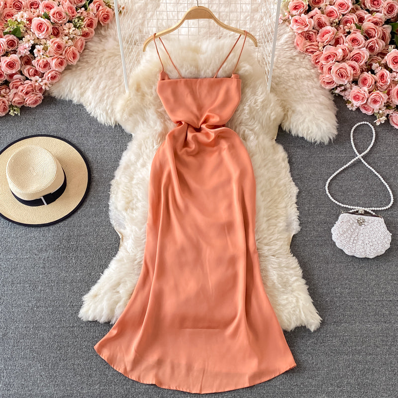 Robe en satin coupe vent douce dos ouvert tempérament mince 3063