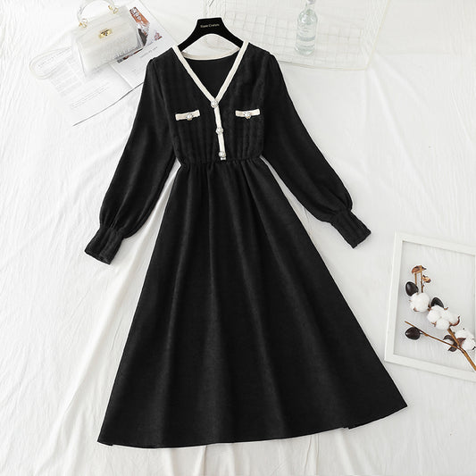 A little black dress with velvet backing and a long coat skirt  2403