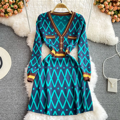 Robe de conception de tempérament mince avec petite taille de blocage de couleur parfumée 3101