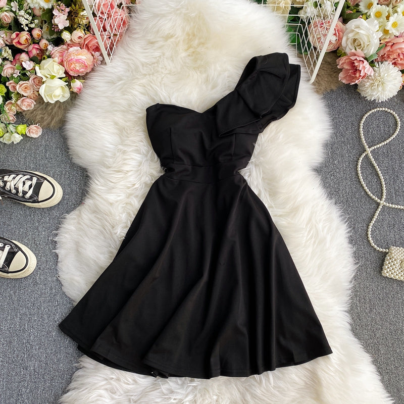 Off shoulder Hepburn lotus leaf dress  2732