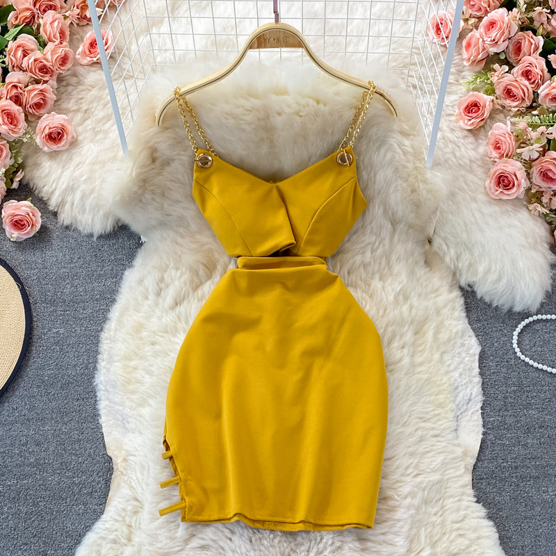 Robe sexy à bretelles ajourées à la taille et moulante avec sac à la hanche 3359